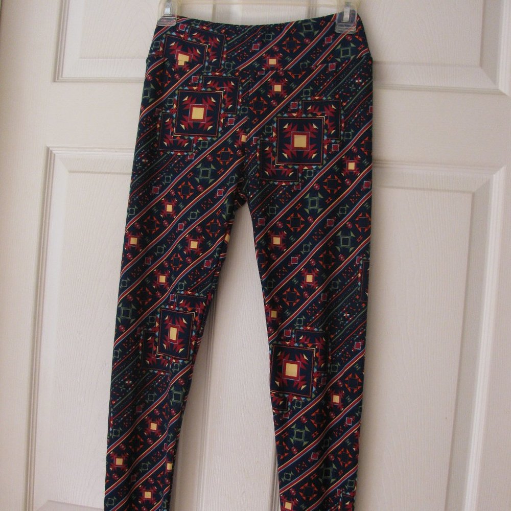LuLaRoe OS One Size Leggings NWOT $25 Black with Geometric Print Stretch